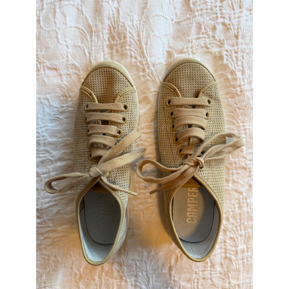 Camper Uno Beige Perforated Leather Low Top Lace Up Sneakers US 7